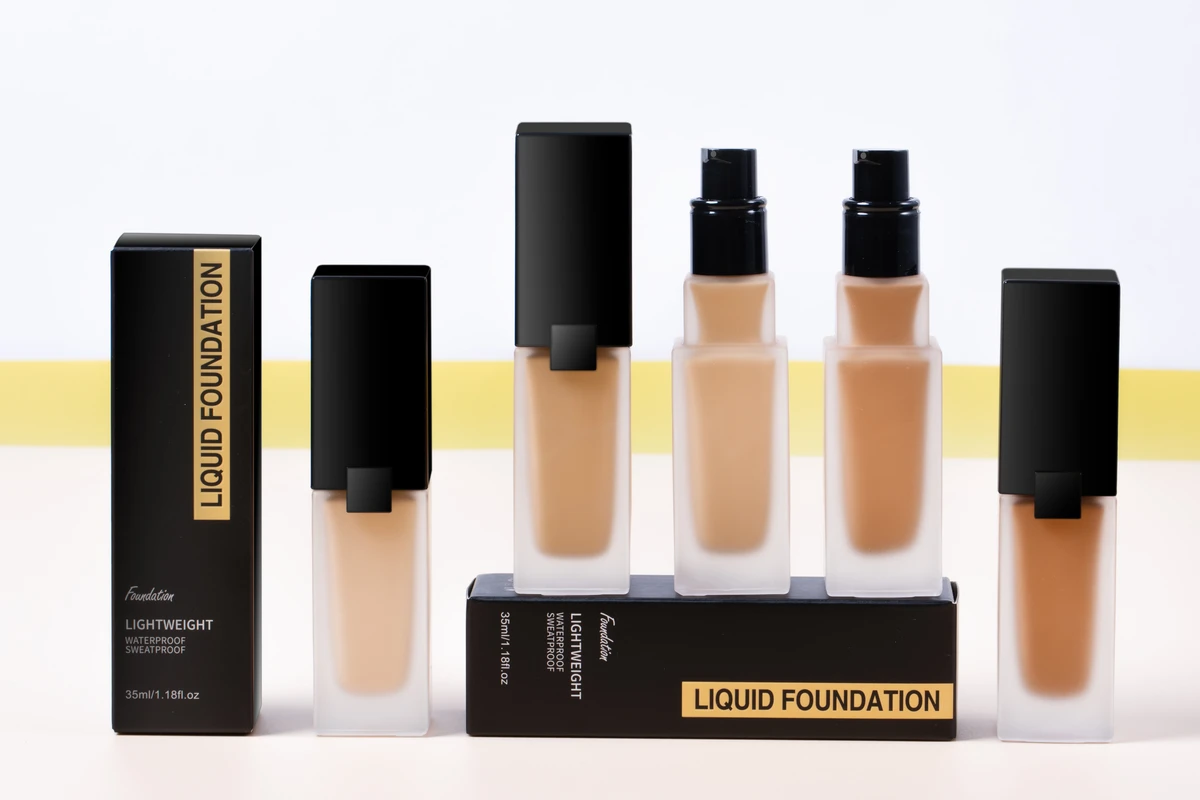 Private Label 50 Color Natural Liquid Foundation with a lightweight texture for a fresh, natural look.