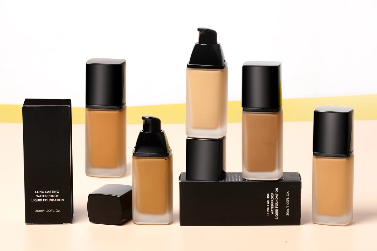 Private Label 6 Color Longwear Liquid Foundation enriched with 7 plant extracts for oily and sensitive skin.