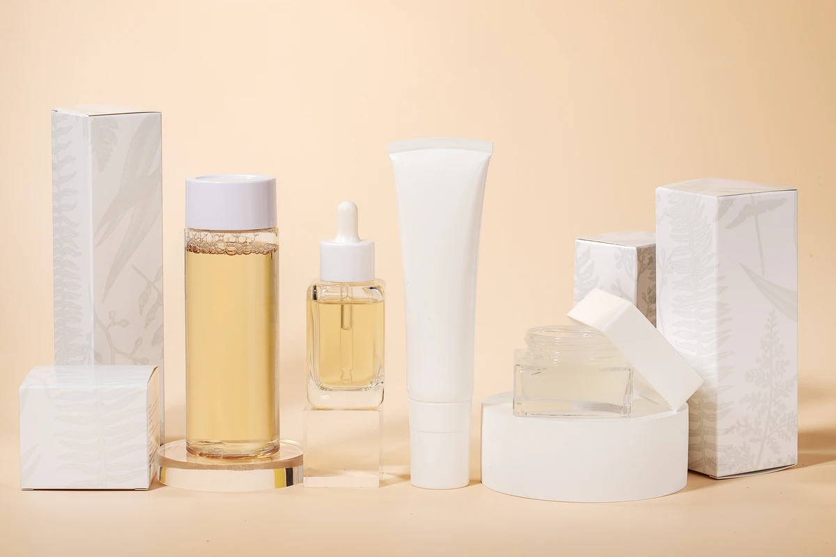 Private Label White Tea Anti-Aging Skincare Series that firms skin, reduces wrinkles, and revitalizes tired, dull complexions.